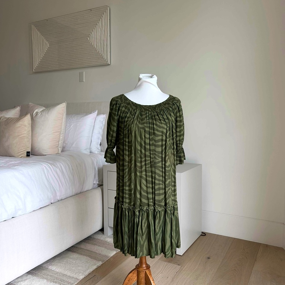 Green Ruffled Tiered Midi Dress with Puff Sleeves